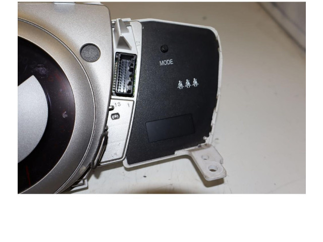 Přístrojová deska Toyota Urban Cruiser (XP110) 2009 83800-52W50