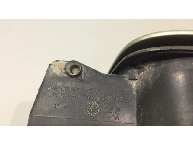 Крышка топливного бака