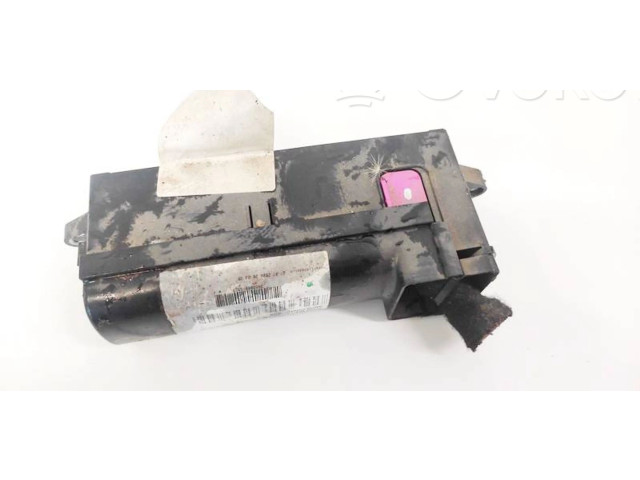 Блок предохранителей  1T1970099, 1T1970036B   Volkswagen Touran I    