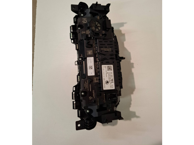 Панель приборов 3V0920790E Skoda Superb B8 (3V)