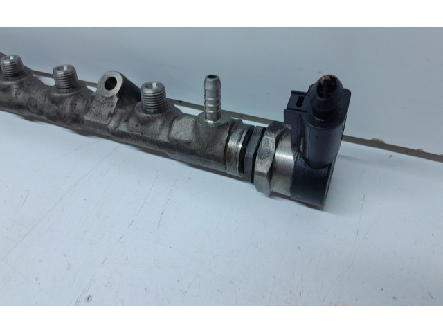 Vstřikovací lišta 057130764AB, 03P089   Seat Ibiza IV (6J,6P)    CFWA 