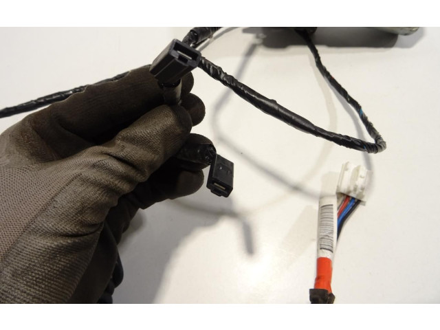 Моторчик заднего дворника 6405T2    Citroen C1