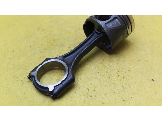 Píst Mercedes-Benz A W169