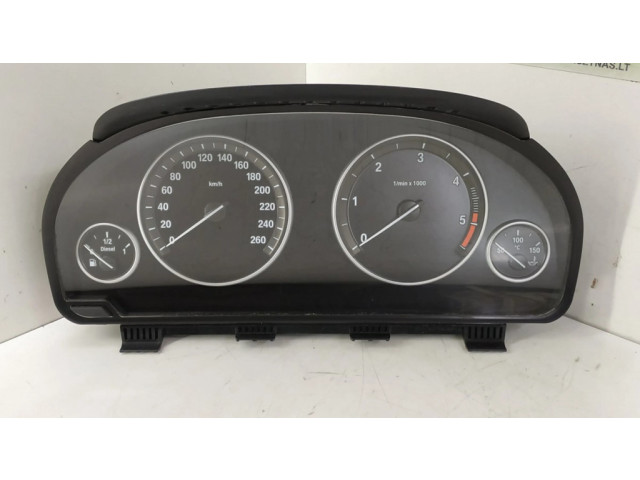 Přístrojová deska  BMW 7 F01 F02 F03 F04 2011   