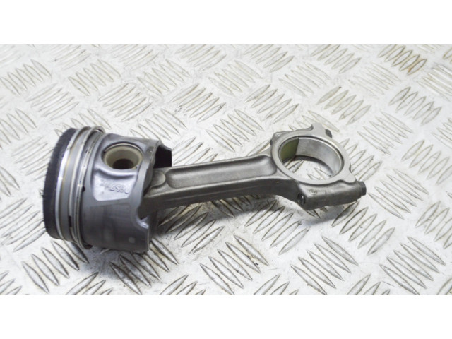 Поршень OM 607.951 A6070302100, A6070300717 Mercedes-Benz Citan W415 для дизельного двигателя 1.5