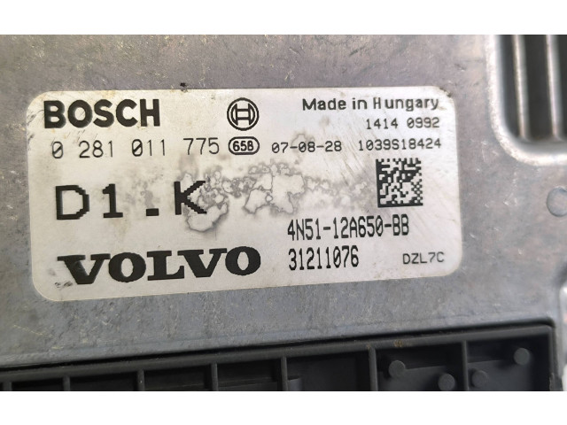 Блок управления двигателя 0281011775, 31211076 Volvo C30