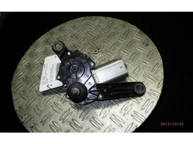 Моторчик заднего дворника 9683557580    Citroen C2