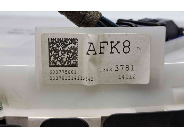 Přístrojová deska Opel Zafira C 2013 13433781