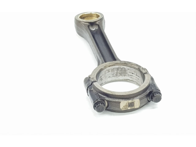 Шатун DFGA 04L105401A, 04L105401A Skoda Superb B8 (3V)