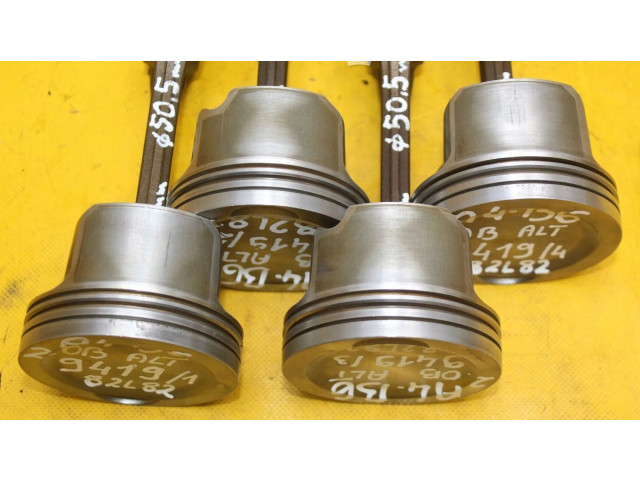 Píst 06BA Audi A4 S4 B6 8E 8H