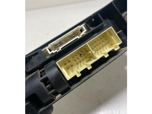 Блок управления климат-контролем Skoda Fabia Mk1 (6Y)