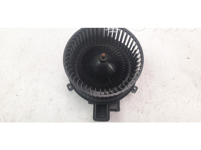 Вентилятор печки 4M1820021C Audi Q5 SQ5