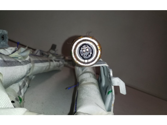 Боковая подушка безопасности 7030A709 Mitsubishi L200