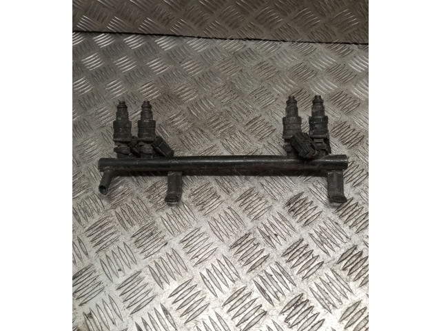 Топливная рампа    Jeep Grand Cherokee  