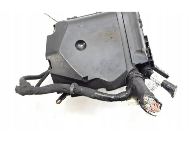 Блок предохранителей  1879001316   KIA Ceed    