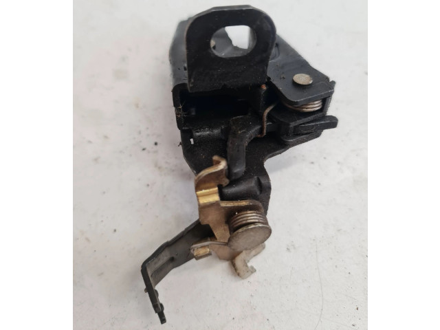 Zámek zadních dveří 7H0827161   Volkswagen Caddy 2004