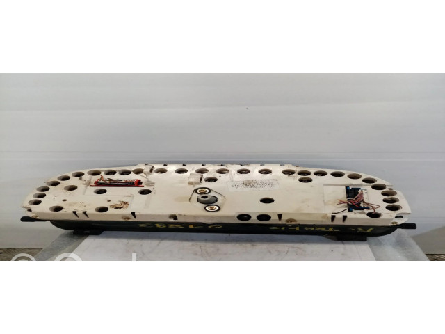 Přístrojová deska Renault Trafic I 7700308313