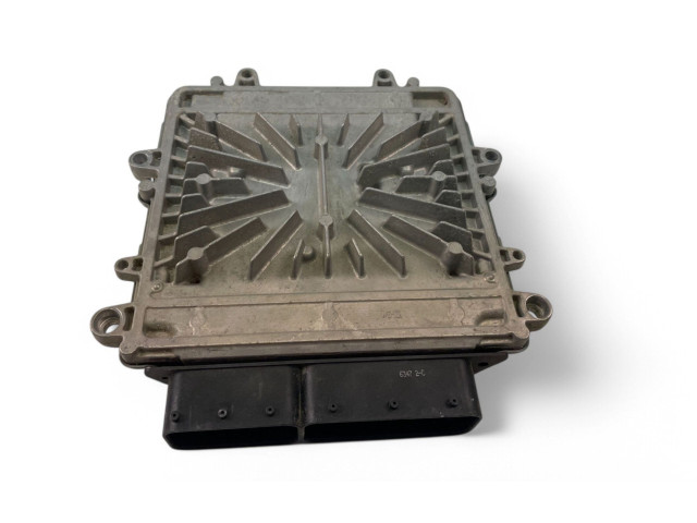 Блок управления двигателем Блок управления 30785100AB, 0281012765   Volvo V70