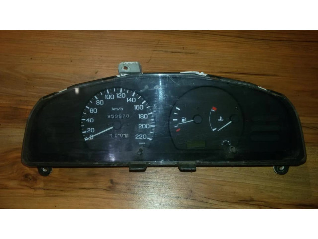 Přístrojová deska Nissan Sunny 1996