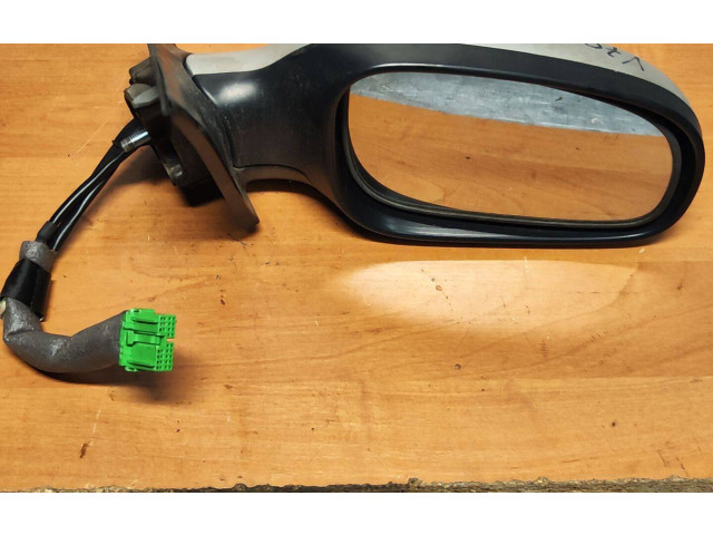 Зеркало электрическое Volvo V70 2000 - 2004 года