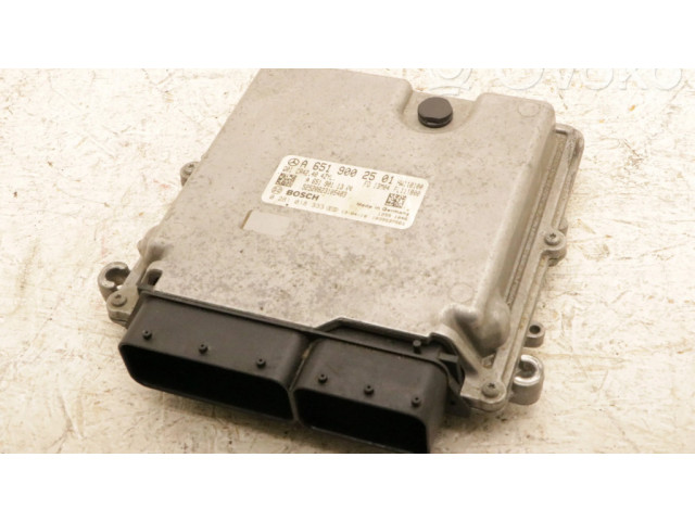 Блок управления двигателя 0281018333 Mercedes-Benz GLK (X204)