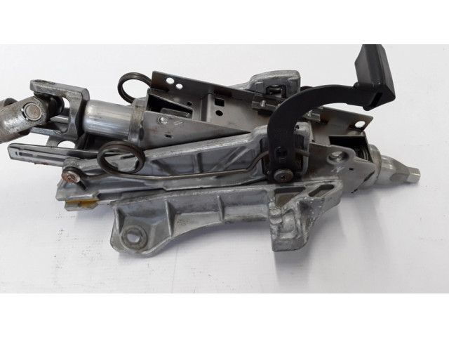 Крестовидная связь кардана