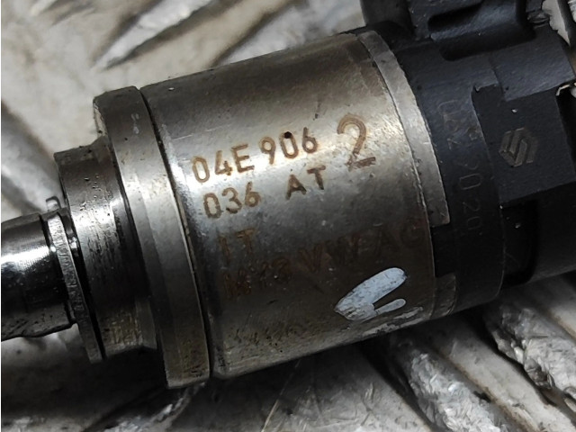 Форсунка 04E906036AT    Skoda Superb B8 (3V)  DGEB 
