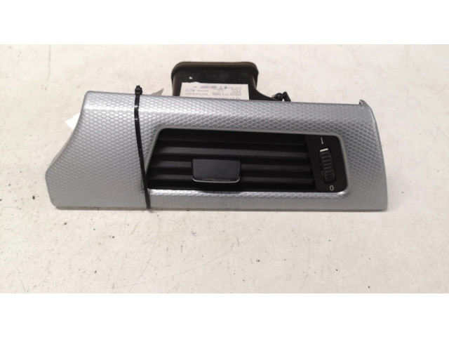 Боковая воздушная решётка