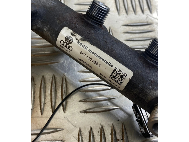 Vstřikovač 057130755AC, 057130277AM Audi A8 S8 D4 4H CDSB