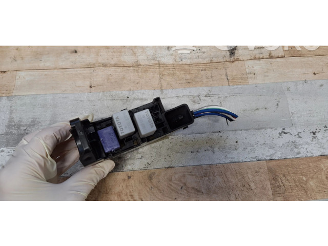 Pojistková skříňka 9008087019 Toyota Auris 150 2009