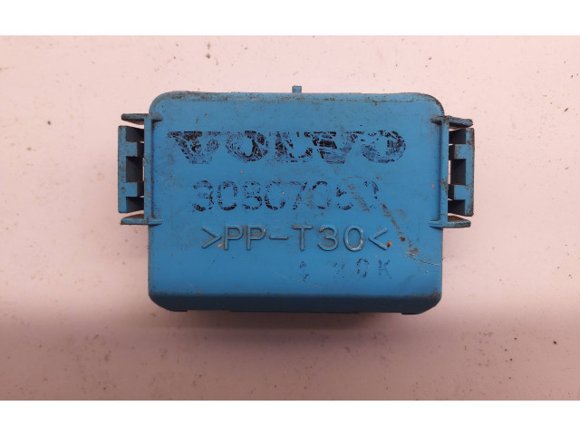 Pojistková skříňka 30807050 Volvo S40, V40 2002