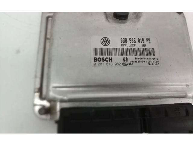 Блок управления двигателем ECU 0281013082   Skoda Fabia Mk2 (5J)    