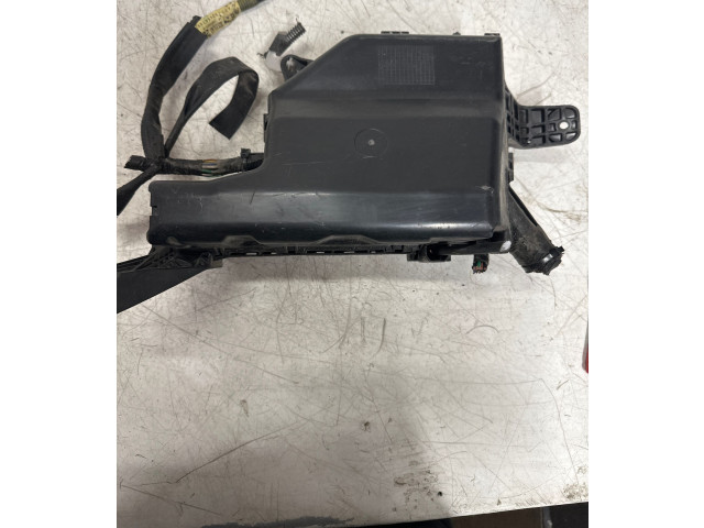 Блок предохранителей 3949 Honda FR-V