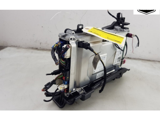 Блок подушек безопасности 168443500J, 168443500J   Tesla Model Y