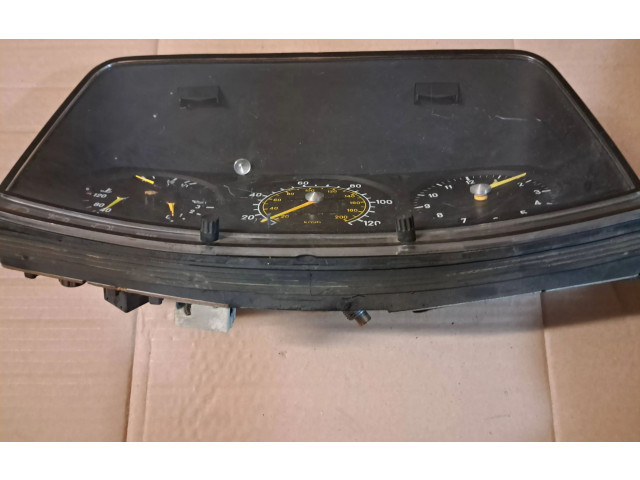 Панель приборов 1235426901   Mercedes-Benz W123       