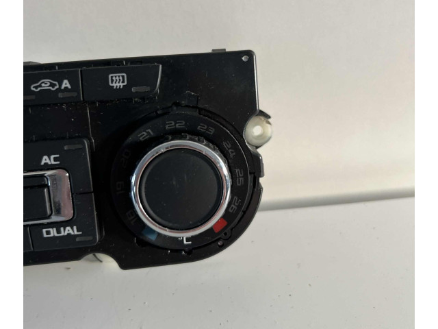 Блок управления климат-контролем 3T0907044BR, 5HB00974984 Skoda Octavia Mk3 (5E)