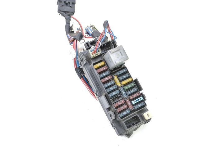 Блок предохранителей    Daihatsu Gran Move    