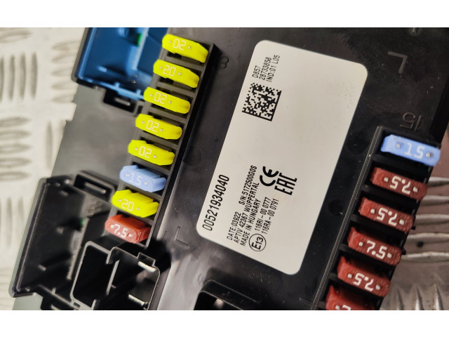 Блок предохранителей 00521934040, 5172500G0S Jeep Renegade