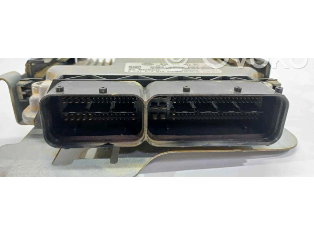 Řídící jednotka 03G906021   Volkswagen Caddy 2015