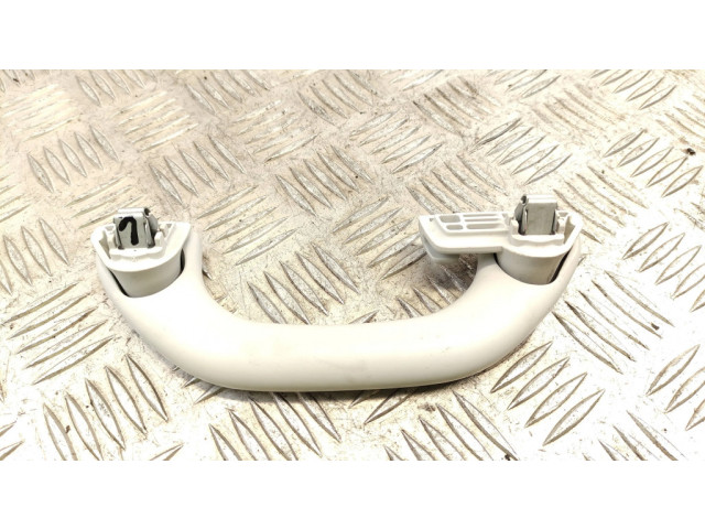 Задняя ручка