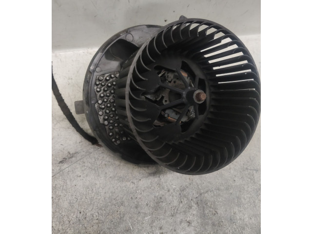 Вентилятор печки    3C1820015E   Volkswagen PASSAT B6