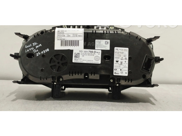 Панель приборов 5G1920750D   Volkswagen Golf VII       