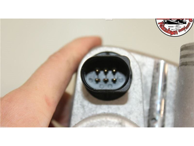 Дроссельная заслонка 8200647826, 8200647826 Dacia Sandero K7M-710