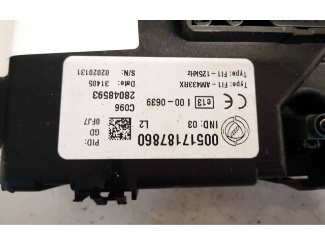 Pojistková skříňka 00517187860, 28048593 Fiat Punto (188) 2005