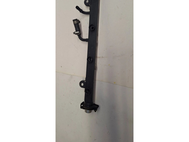 Vstřikovací lišta 1734355 BMW 3 E36 M43