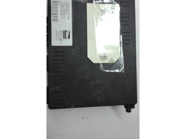 Блок предохранителей 9641957780, 73003311 Citroen Xsara