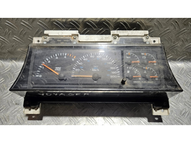 Přístrojová deska Chrysler Voyager 1993 4437782, 07910