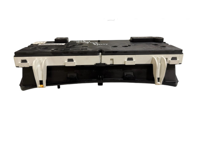 Přístrojová deska Toyota Corolla E110 2001 8380002750