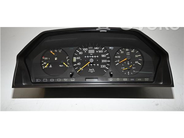 Přístrojová deska Mercedes-Benz E W124 A1245439722, A1245439722