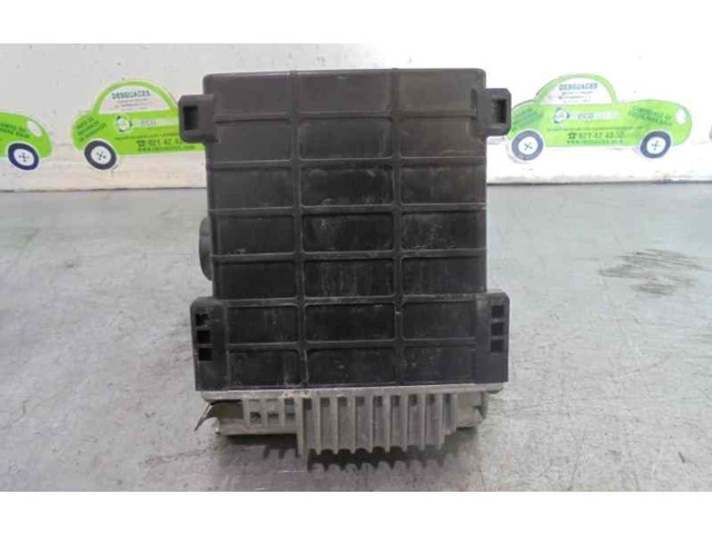 Řídící jednotka 0075451432, 0280800284 Mercedes-Benz E W124 1992